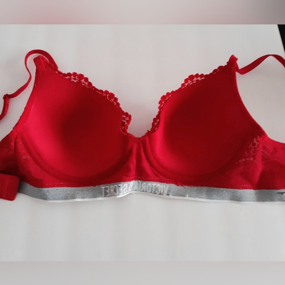 VS T Shirt Lightly Lined Demi Bra 36B - Picture 4 of 5
